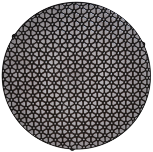 Akasel Aka-Allegran 6 grinding disc with a hexagonal, mesh-like pattern in black and silver. The surface showcases a symmetrical design ideal for fine grinding with 9 – 3 µm diamonds. The round disc features a detailed structure engineered for optimal grinding performance on samples with a hardness above 150 HV.