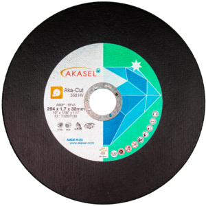 A detailed product image of a black cut-off wheel, centrally featuring a flange surrounded by a white label displaying the Akasel logo. The label provides specific details such as "Aka-Cut 350 HV", dimensions "254 x 1.7 x 32 mm", along with safety icons and usage instructions.