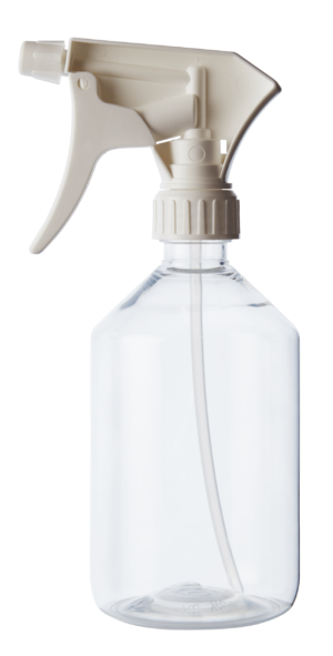 Transparent Akasel trigger spray bottle with an ergonomic spray head and a long nozzle – ideal for precise application of lubricants or cleaning solutions on metallographic samples, with a 500 ml capacity.