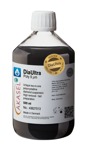 Image of DiaUltra Poly 9 µm, Akasel's premium 100% polycrystalline diamond suspension for metallographic polishing, featuring a white cap on a 500ml bottle and a detailed label indicating its concentration, particle size, median, tolerance, upper limit, and pH. Unique 2-in-1 diamond suspension.